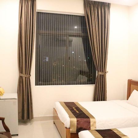 Phuc Ngoc Hotel Danang Exterior photo