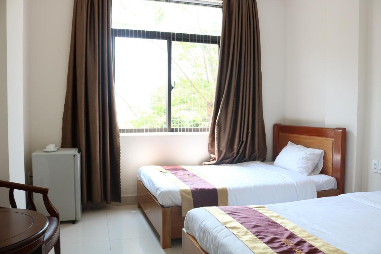 Phuc Ngoc Hotel Danang Exterior photo